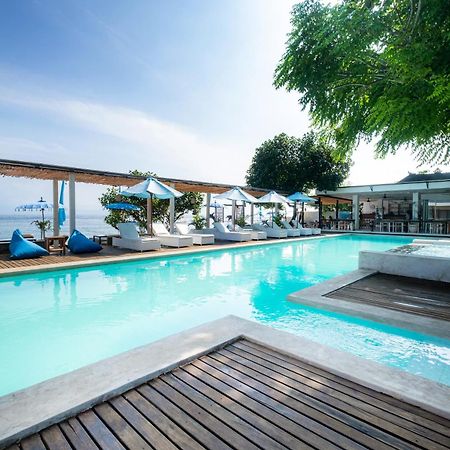 Amp Beach House Toyapakeh Εξωτερικό φωτογραφία