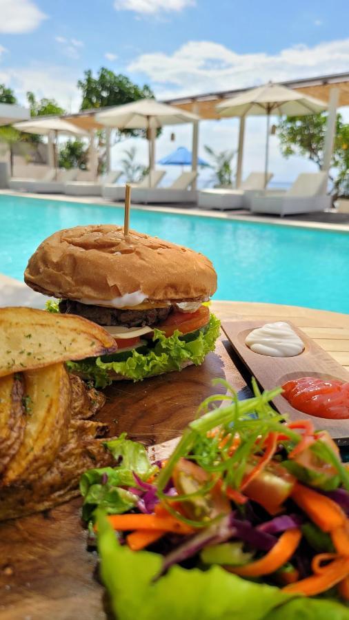 Amp Beach House Toyapakeh Εξωτερικό φωτογραφία