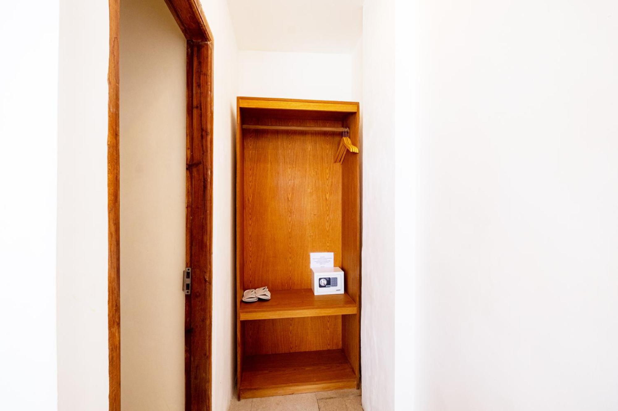 Amp Beach House Toyapakeh Δωμάτιο φωτογραφία