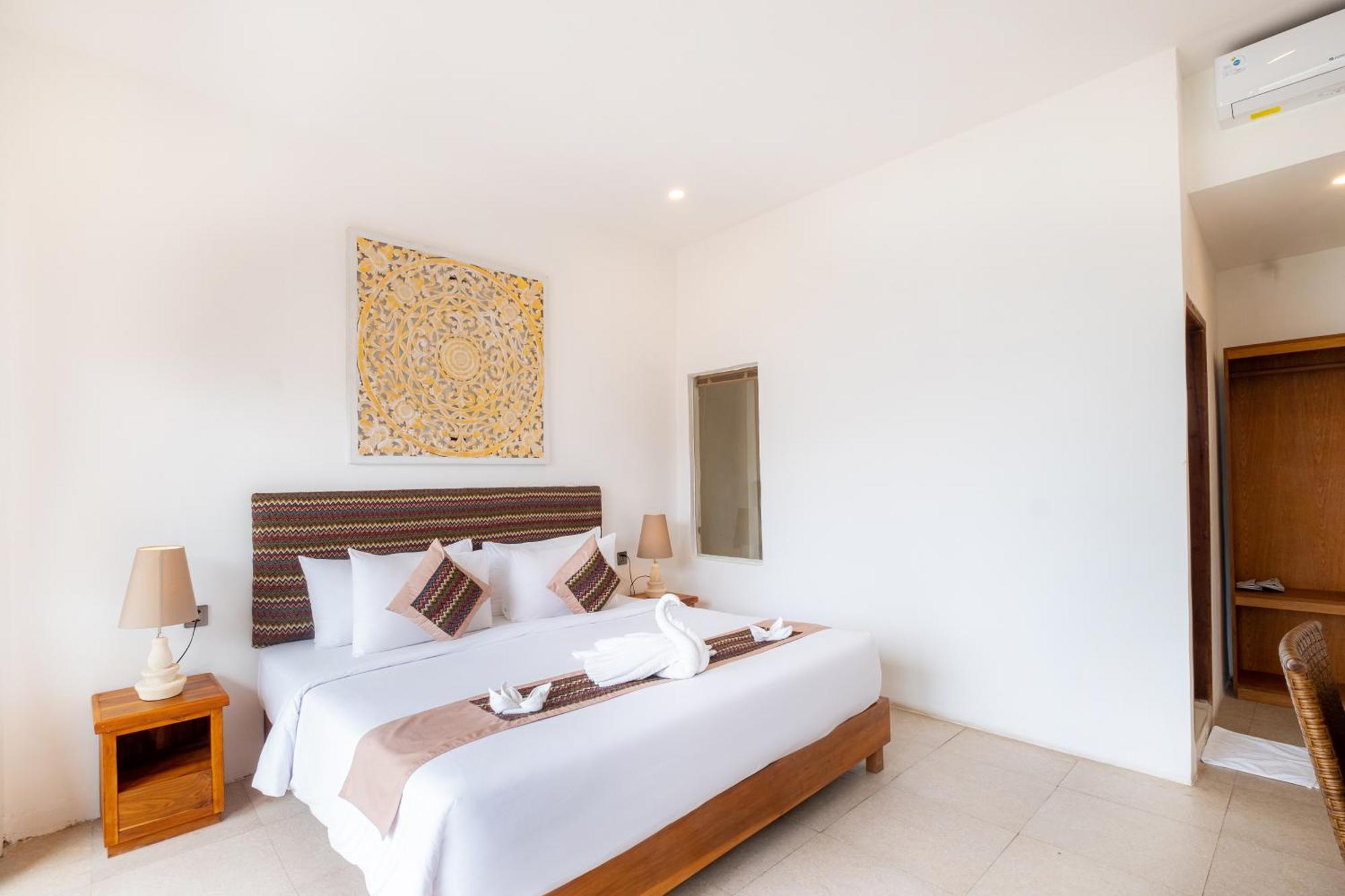 Amp Beach House Toyapakeh Εξωτερικό φωτογραφία