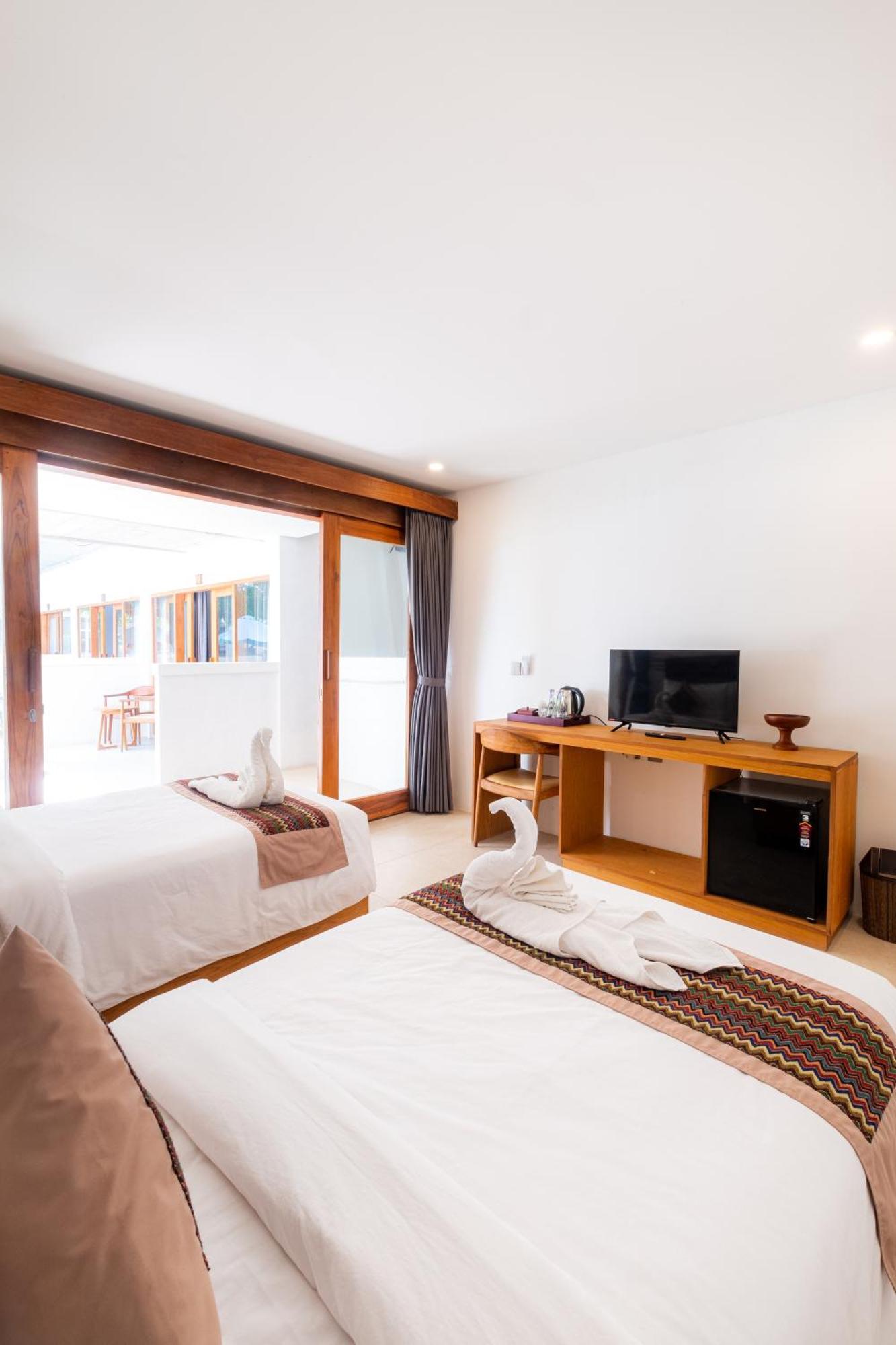 Amp Beach House Toyapakeh Δωμάτιο φωτογραφία